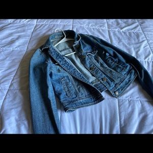 American Eagle Cropped Jean Jacket